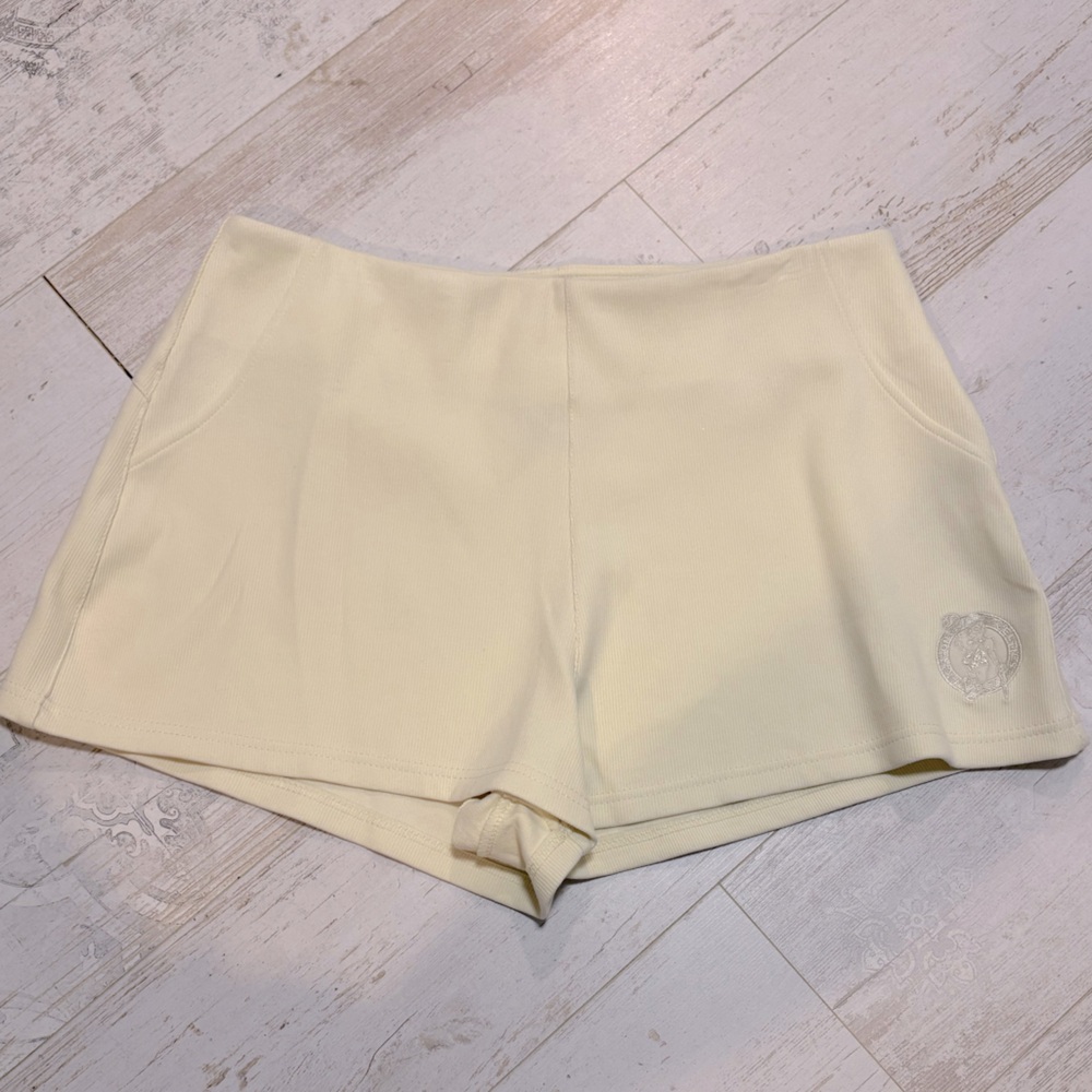 Women's Cream Shorts featuring Boston Celtics logo size XL